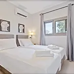 Comissa Luxury Apartament Kávos