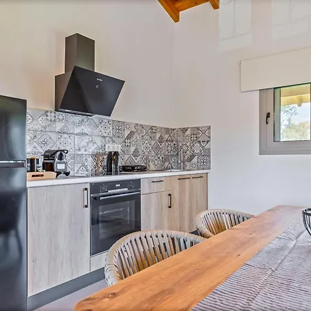 Comissa Luxury Lejlighed