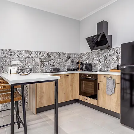 Comissa Luxury דירה קאבוס