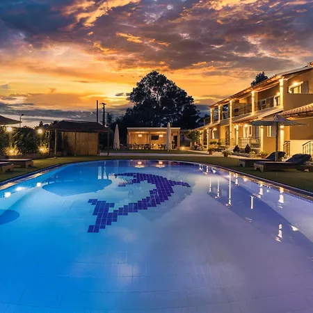 Comissa Luxury Apartmán *