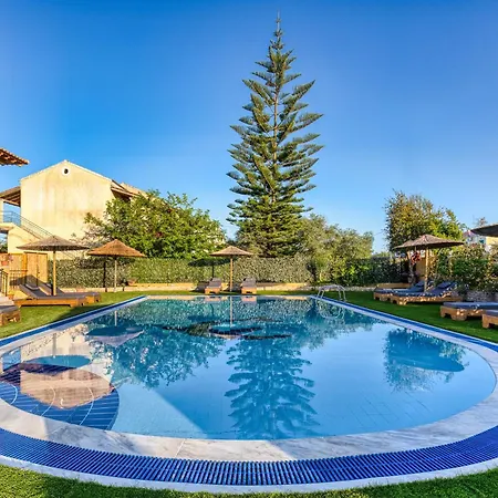 Comissa Luxury * קאבוס