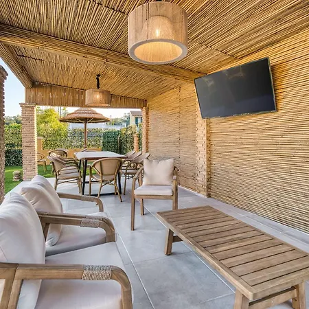 דירה Comissa Luxury קאבוס