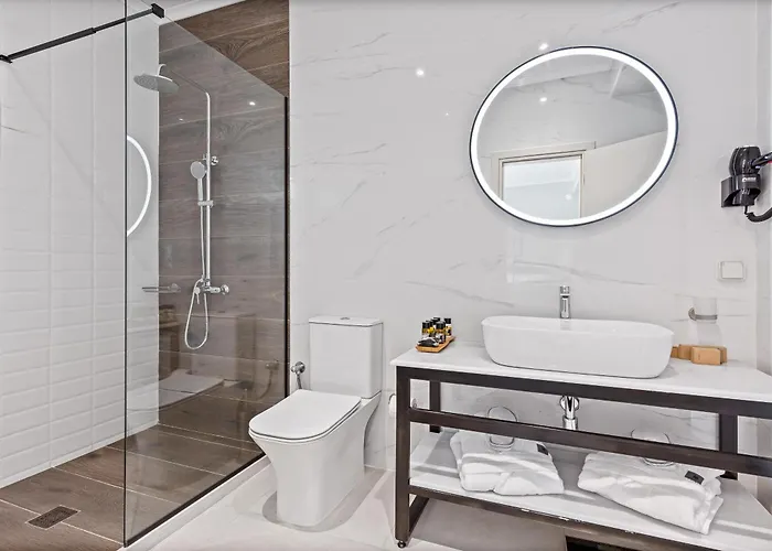 Comissa Luxury דירה *