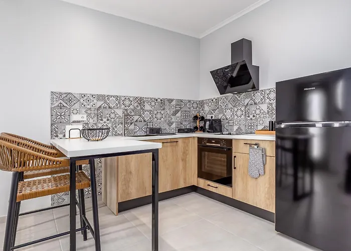 Comissa Luxury דירה קאבוס